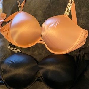 Set of Victoria’s Secret VERY SEXY Push-Up Bras 🌹